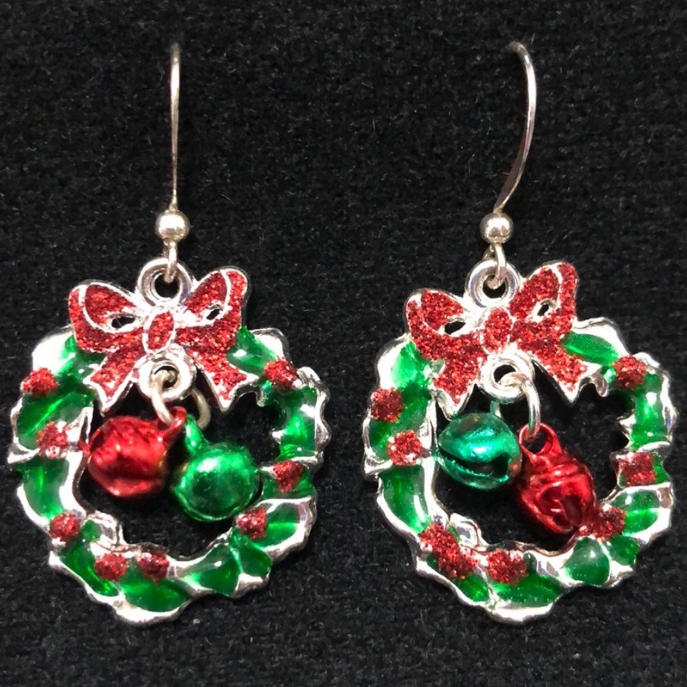 Christmas wreath earrings